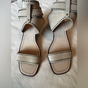 NWOB Banana Republic heeled sandals